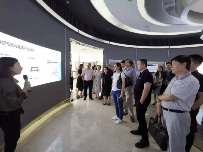 【動(dòng)態(tài)新聞】天堂硅谷攜手東湖高新舉辦2019“擁抱變化 創(chuàng)新賦能”CEO論壇