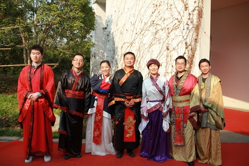 蝶變創(chuàng)新 快樂飛揚 蝶變創(chuàng)新 快樂飛揚